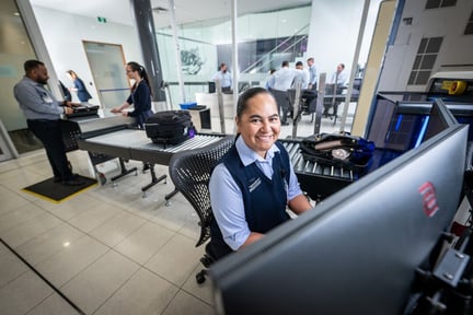 Web_Desktop-AU Airport Security